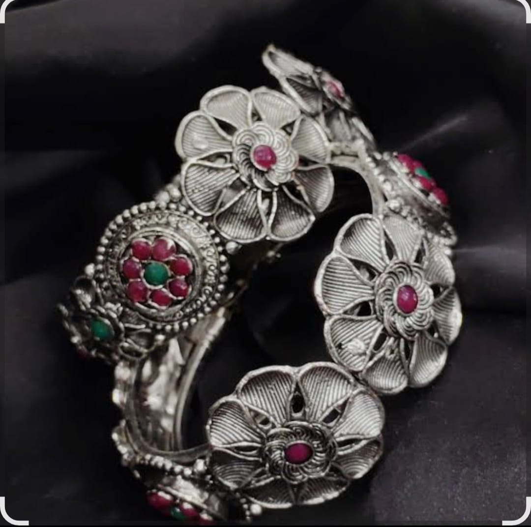 Classic Silver Bangles