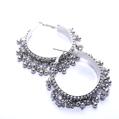 Statement earrings - perfect for every occasions.