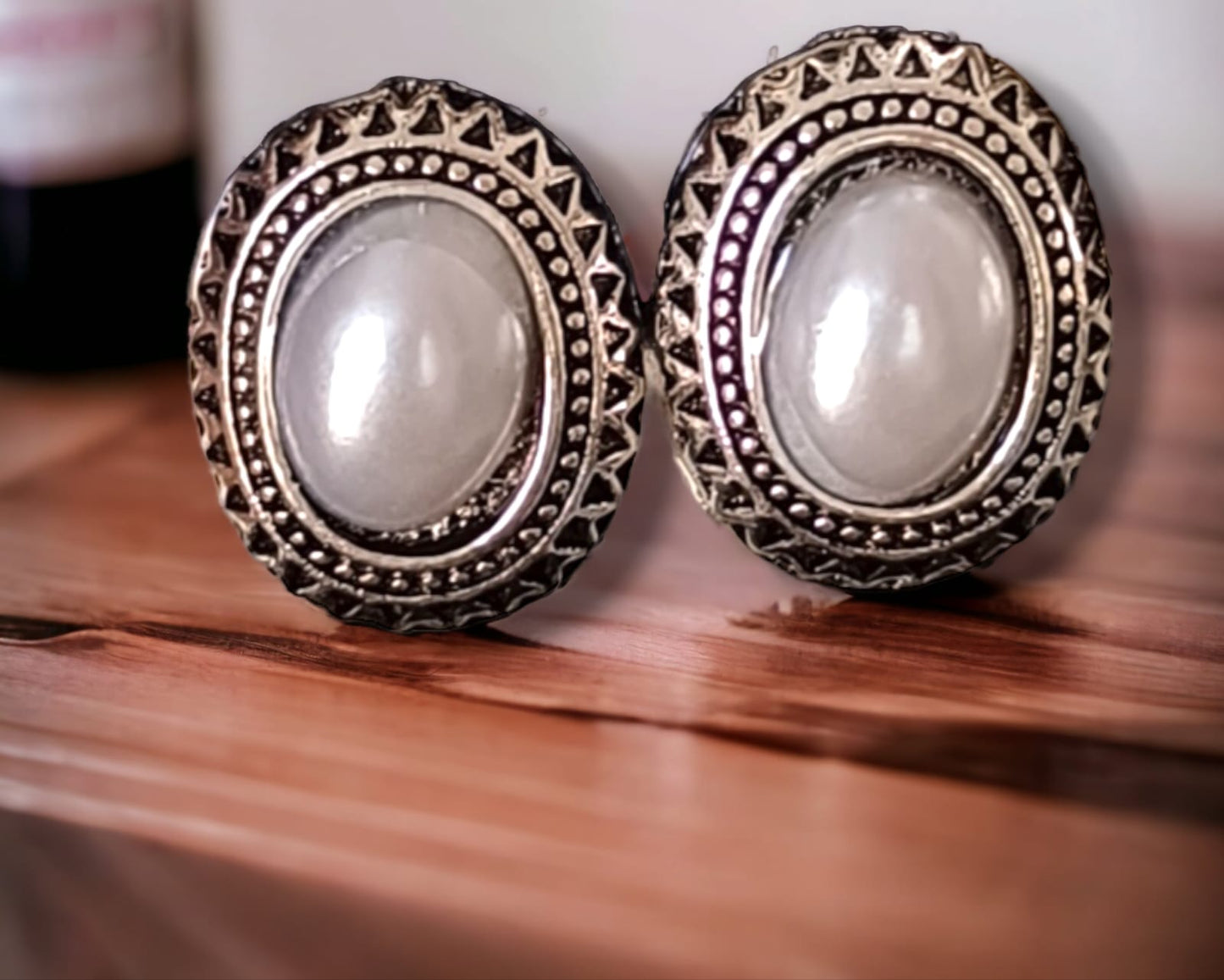 Pearl Vintage Statement Studs