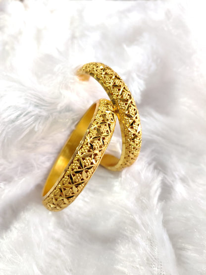 Starlight Sparkle Gold Bangles